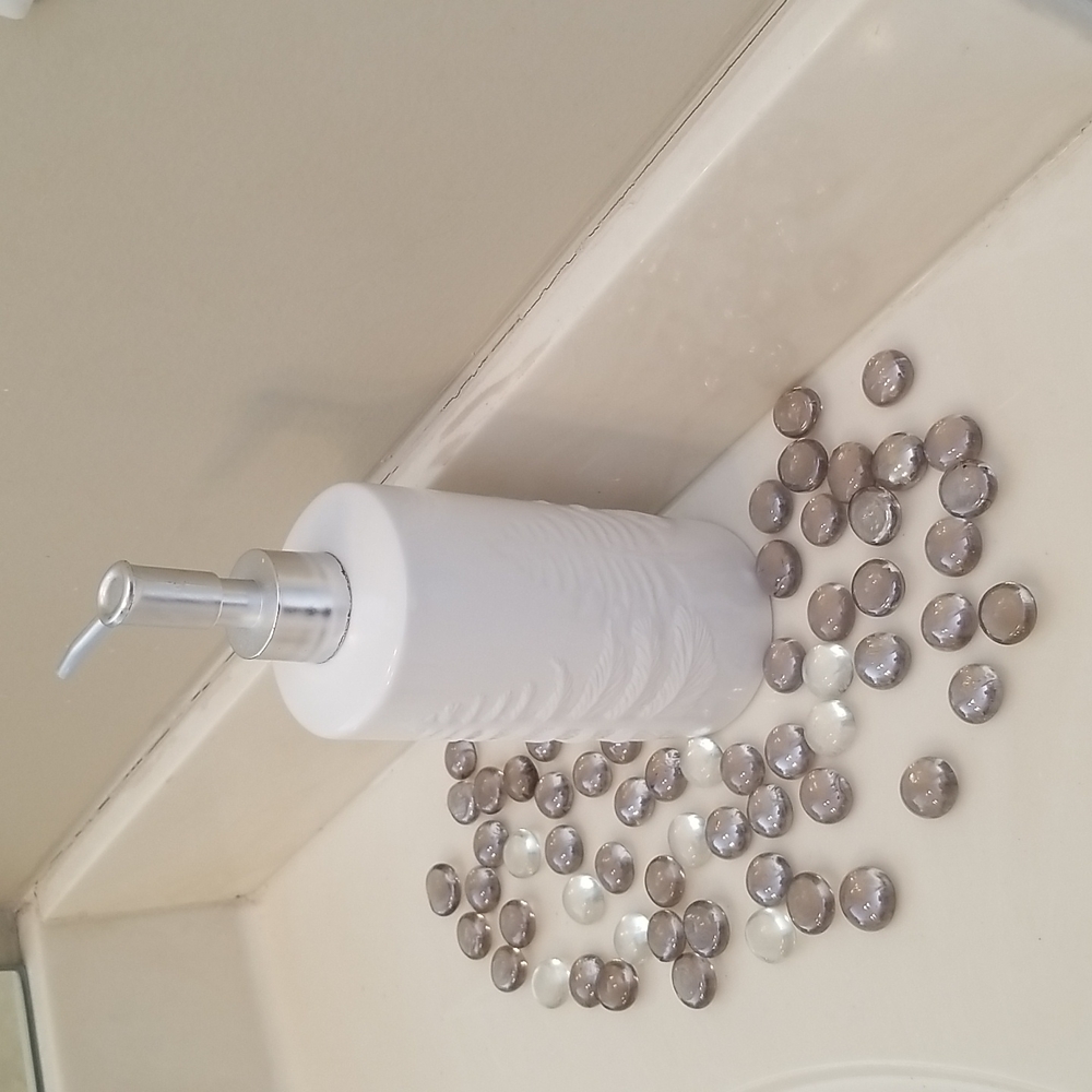 Hand Soap Pump/Dispenser - Picture 6 of 7